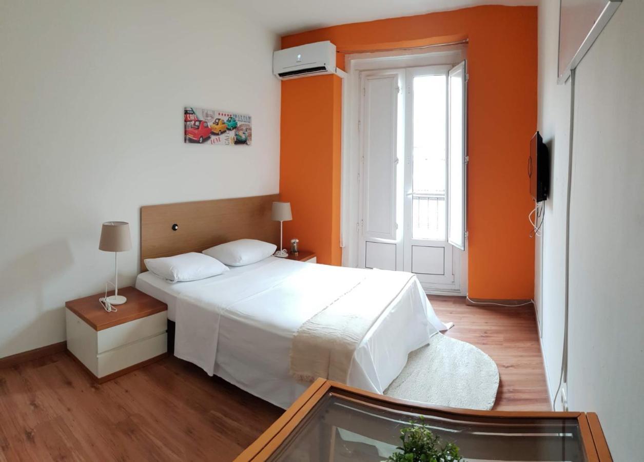 Apartamentos Fuencarral Мадрид Екстер'єр фото
